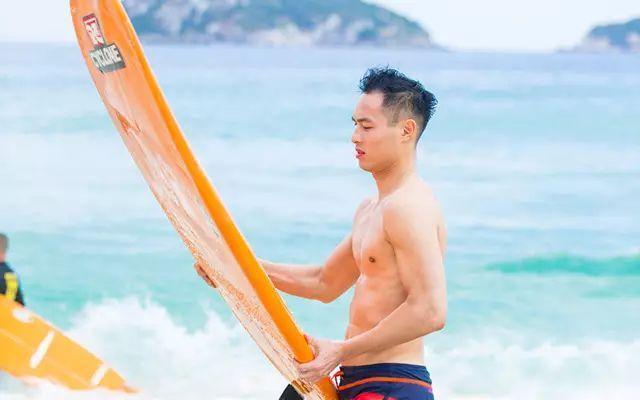 修手机的会修行车记录仪卡槽吗?——冷知识分享平台