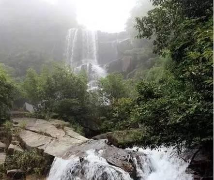 泰坦黎明