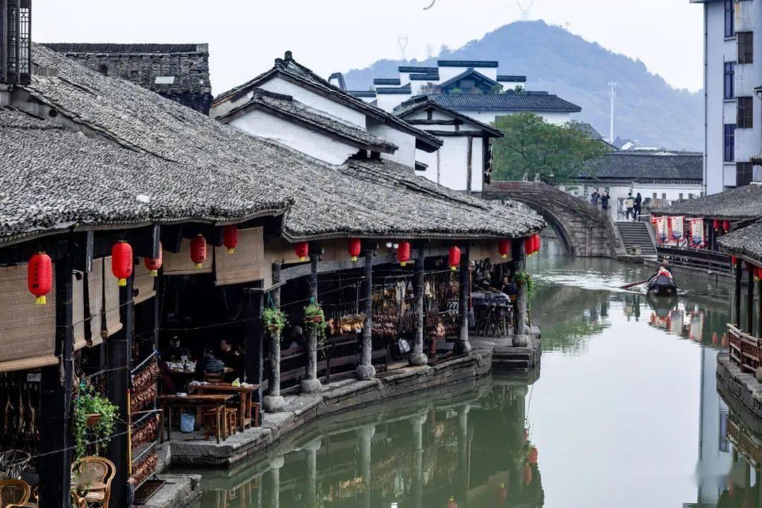 已工作有三年社保，住处没能办证，现在小孩升初中怎办游戏画面